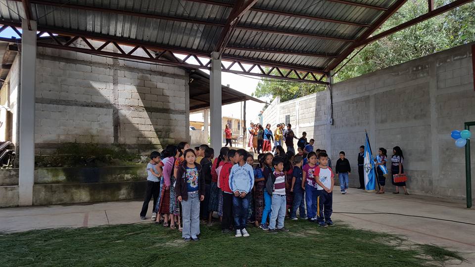 PRIMERA PIEDRA EN CASERIO CHIMIXAYA DE SAN JOSE POAQUIL