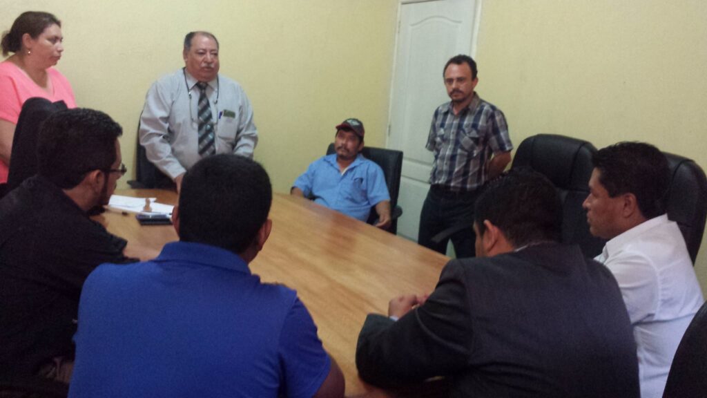 SAN MIGUEL POCHUTA FIRMA CONVENIOS 2017